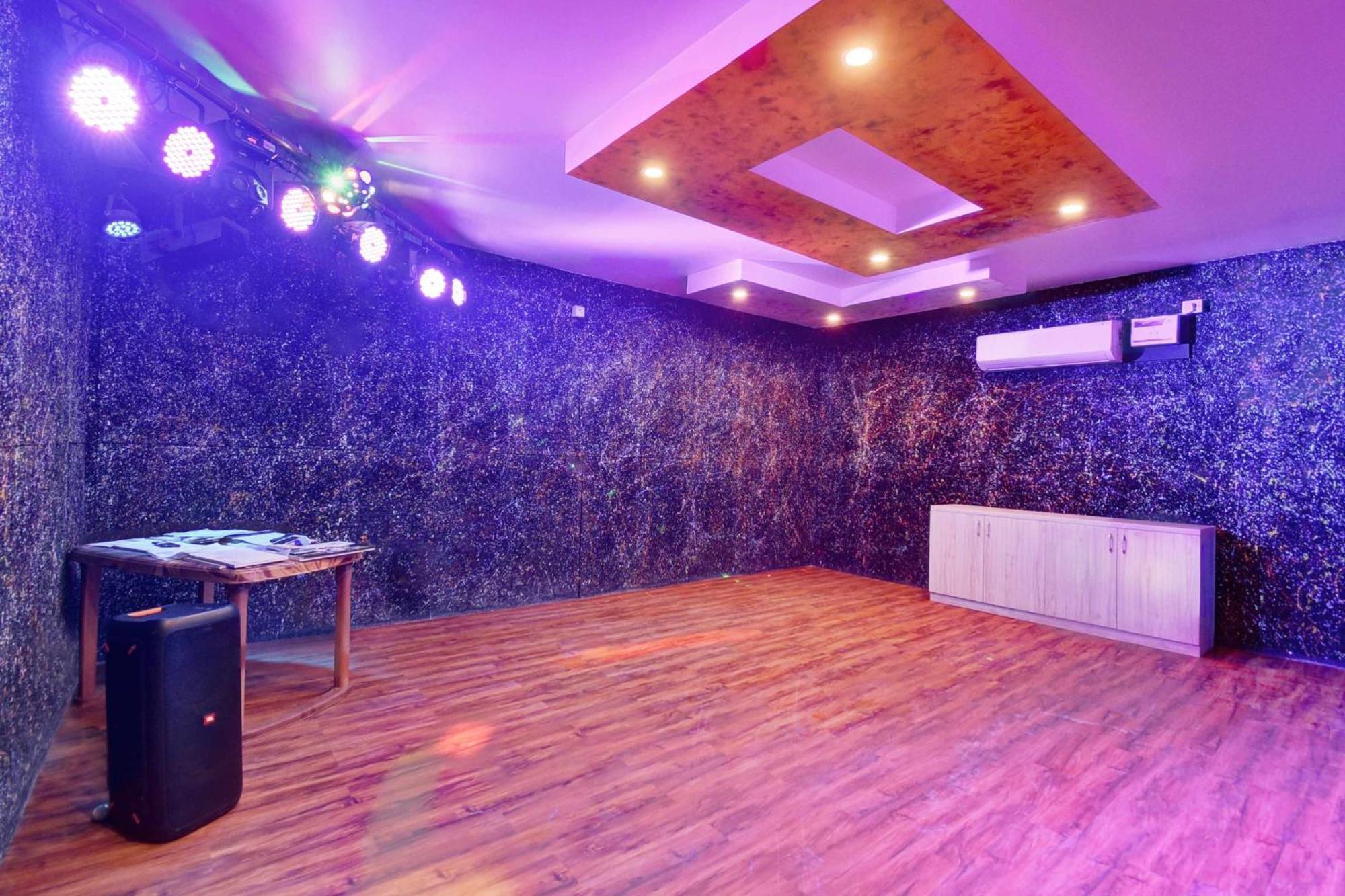 Collectipn O Pradee Queen Resort チェンナイ エクステリア 写真